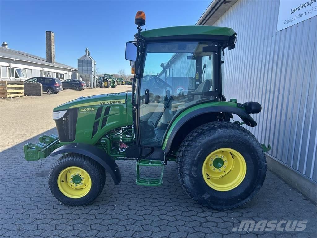 John Deere 4052R Τρακτέρ μικρών διαστάσεων
