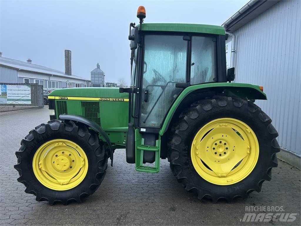 John Deere 6110 Τρακτέρ