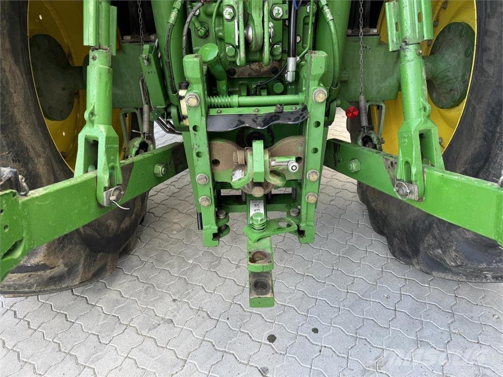 John Deere 6210R Τρακτέρ