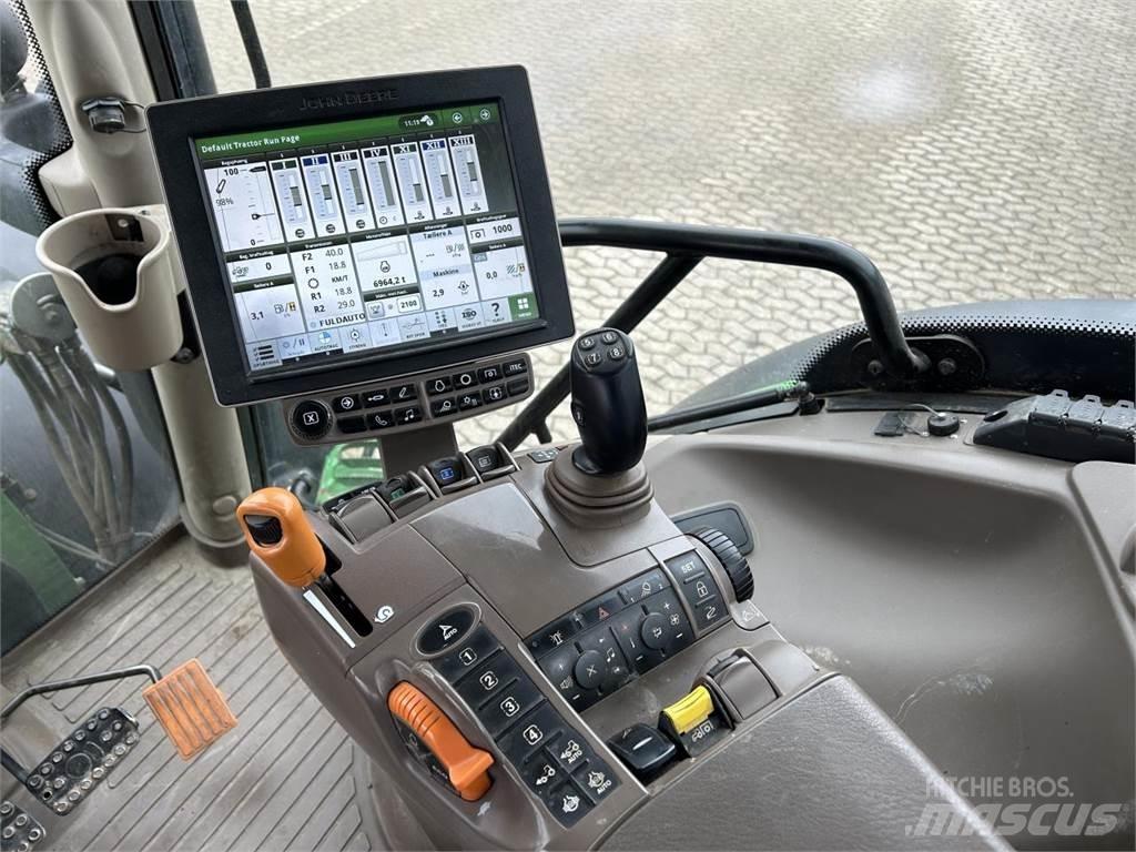 John Deere 6215R Τρακτέρ