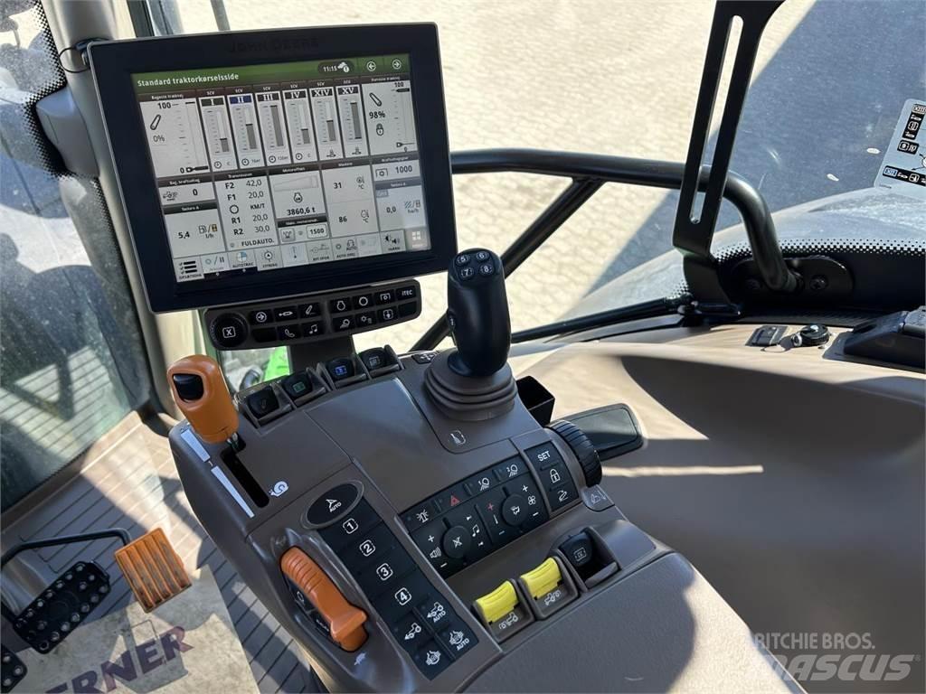 John Deere 6215R Τρακτέρ
