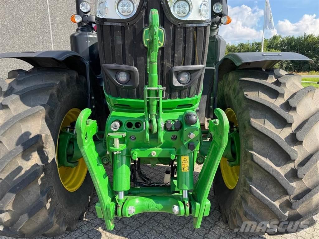 John Deere 6250R Τρακτέρ