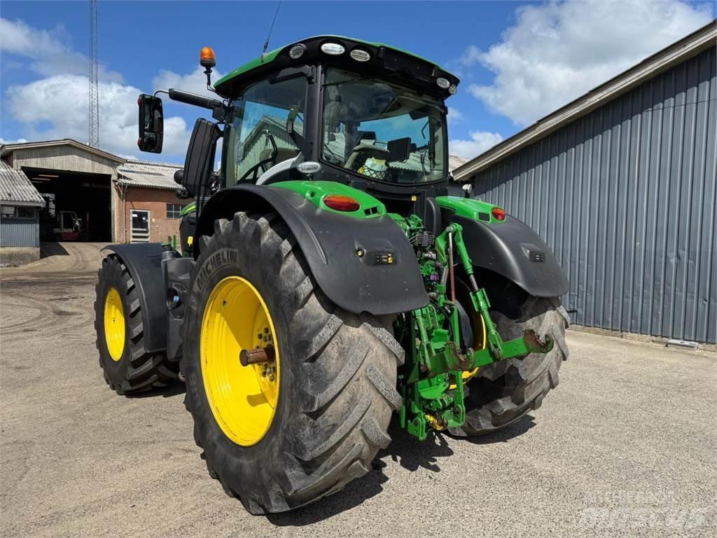 John Deere 6250R Τρακτέρ