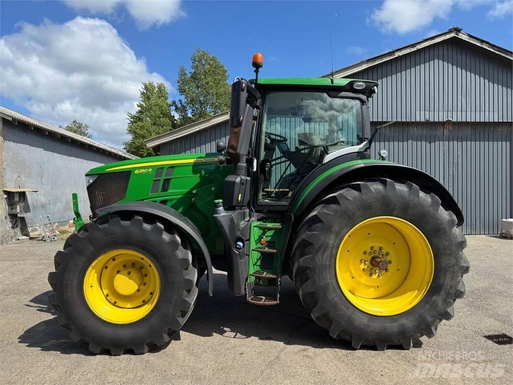 John Deere 6250R Τρακτέρ