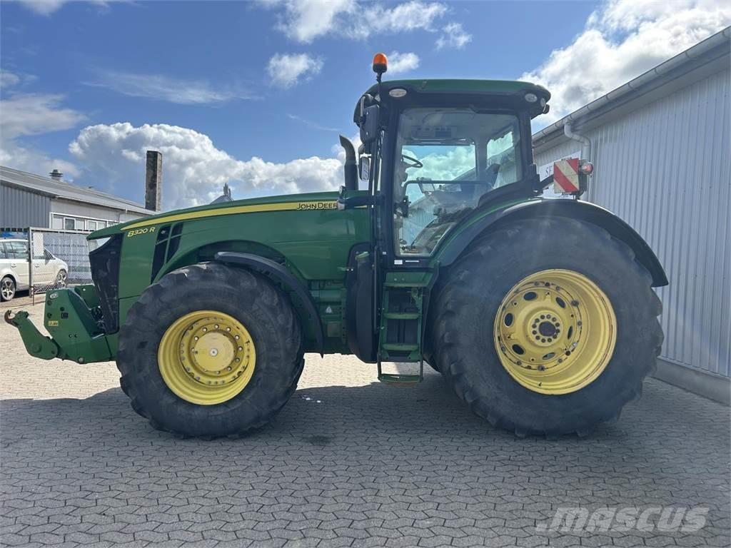 John Deere 8320R Τρακτέρ