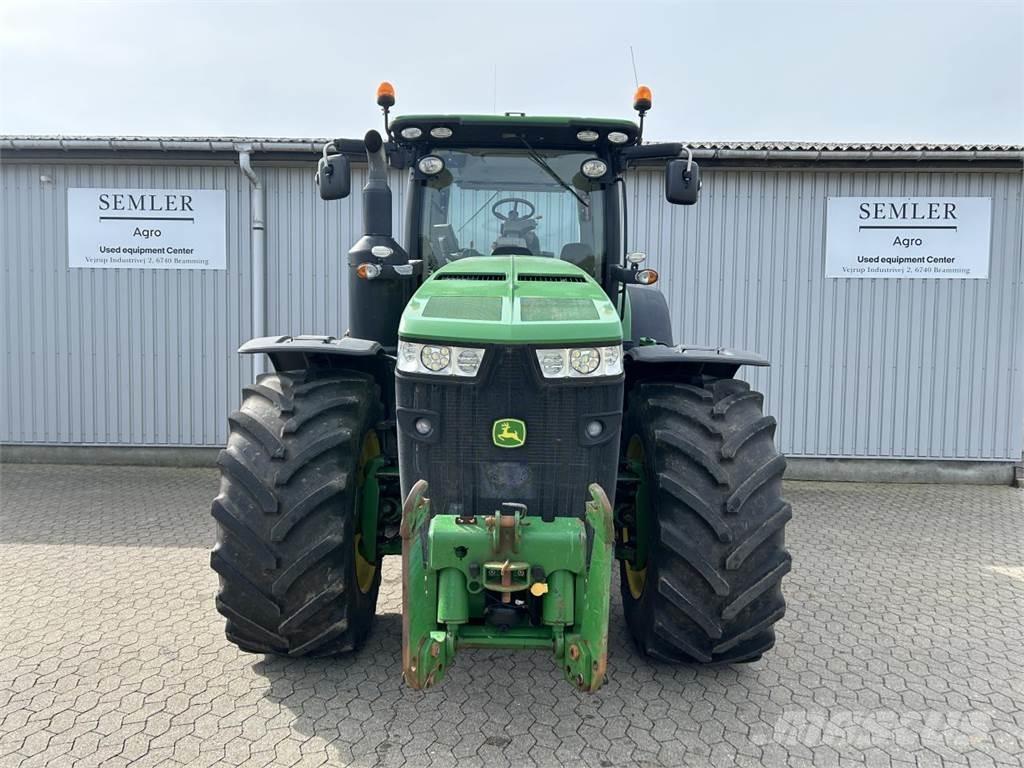 John Deere 8320R Τρακτέρ