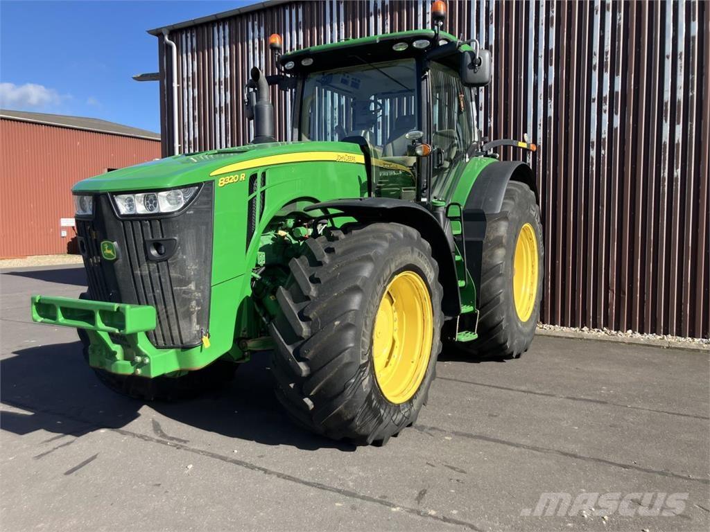 John Deere 8320R Τρακτέρ