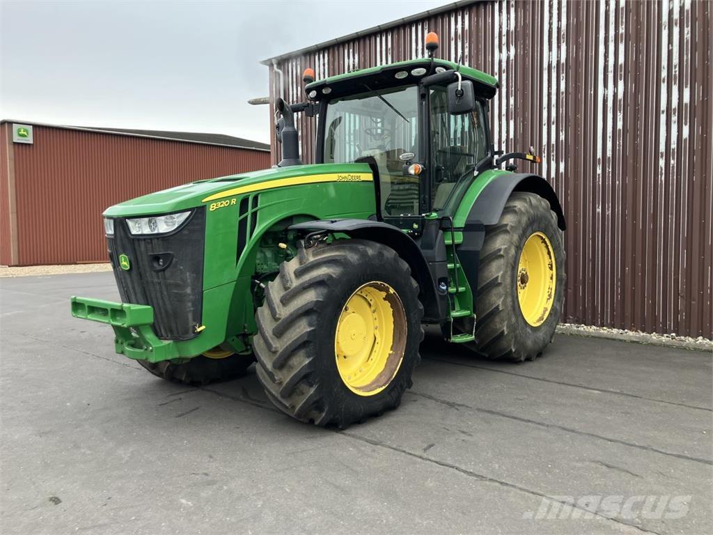 John Deere 8320R Τρακτέρ