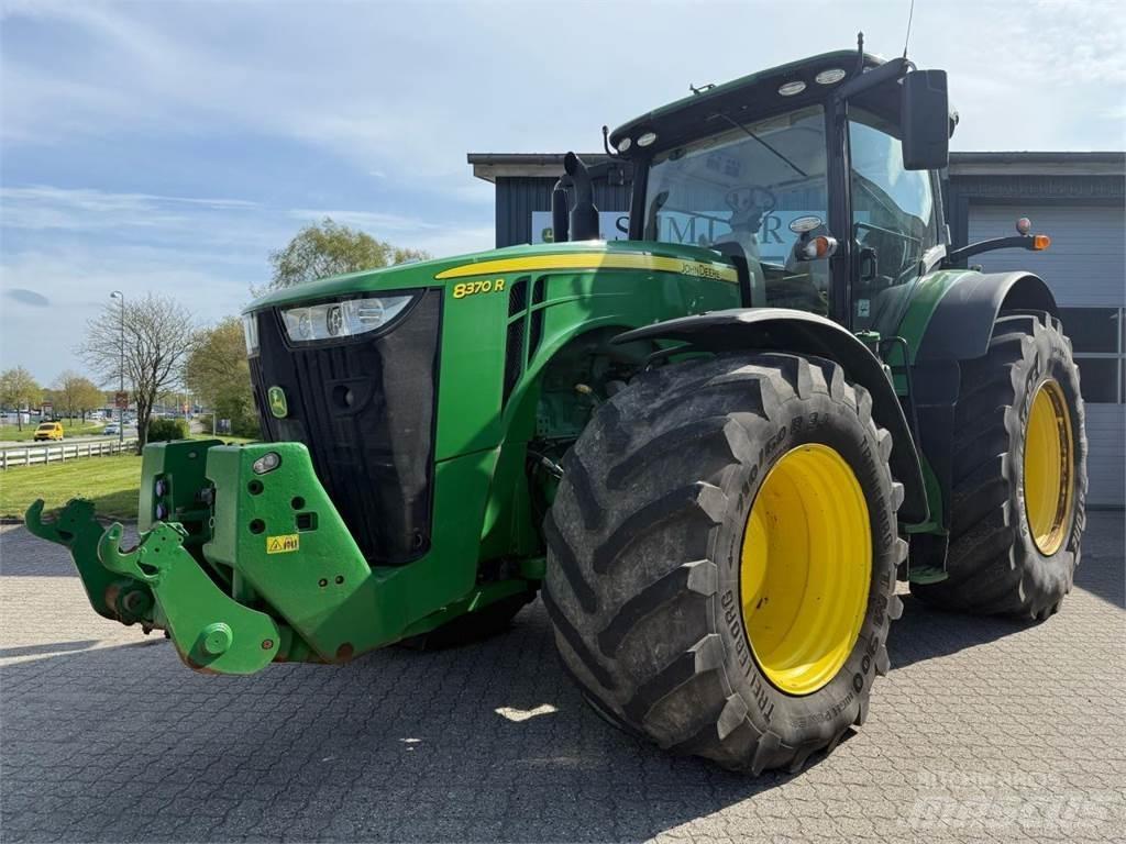 John Deere 8370R Τρακτέρ