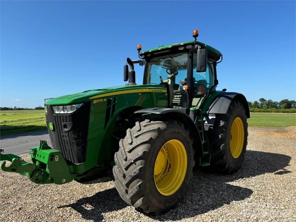 John Deere 8370R Τρακτέρ
