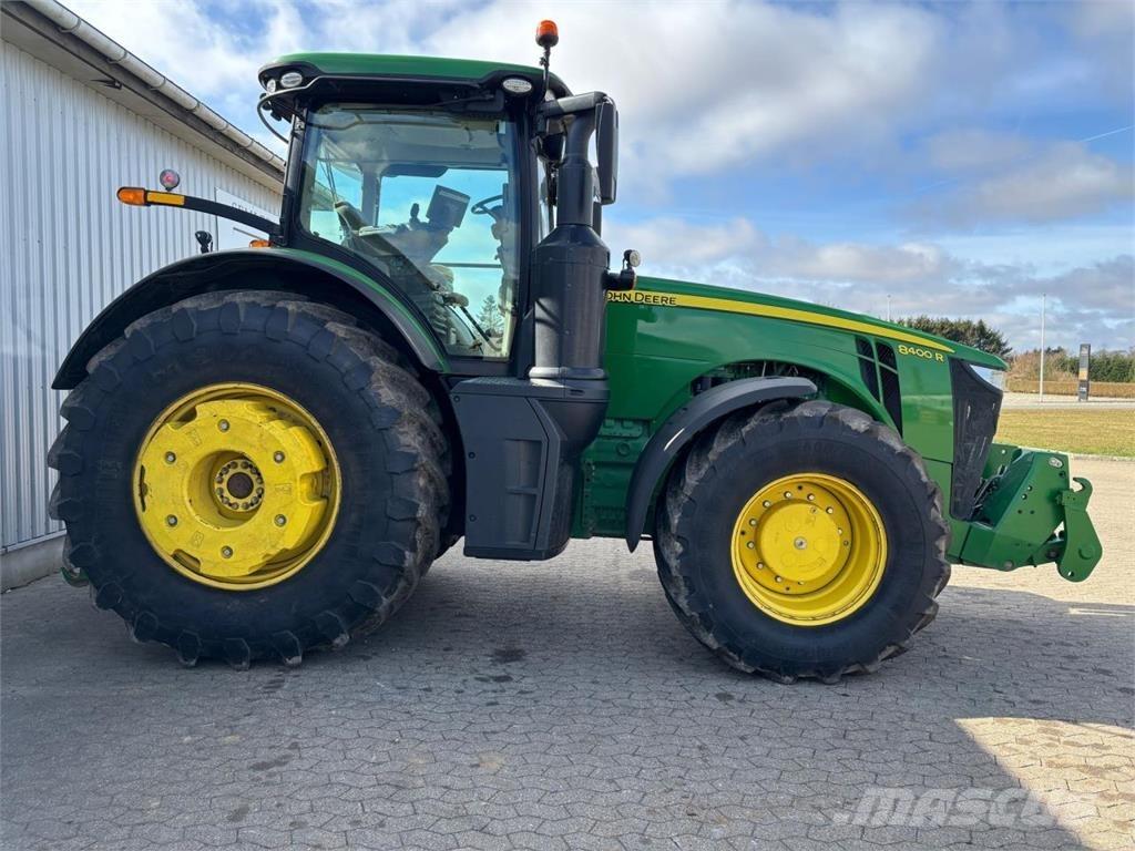 John Deere 8400R Τρακτέρ
