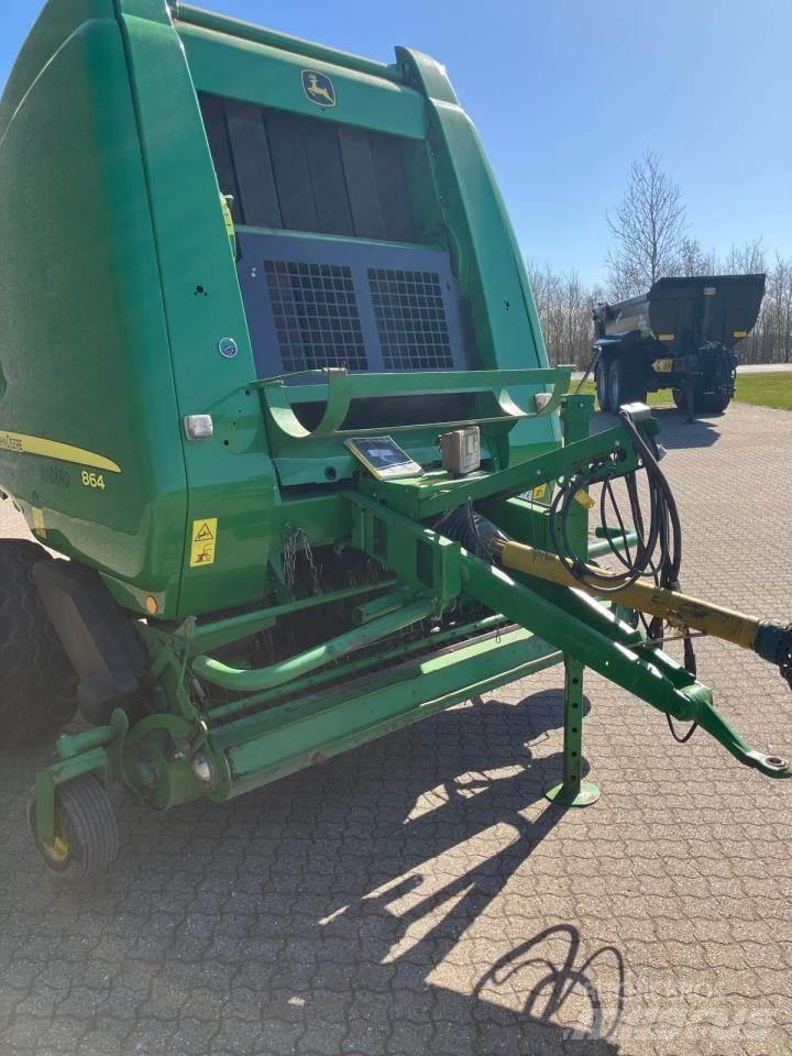 John Deere 864 Πρέσες κυλινδρικών δεμάτων