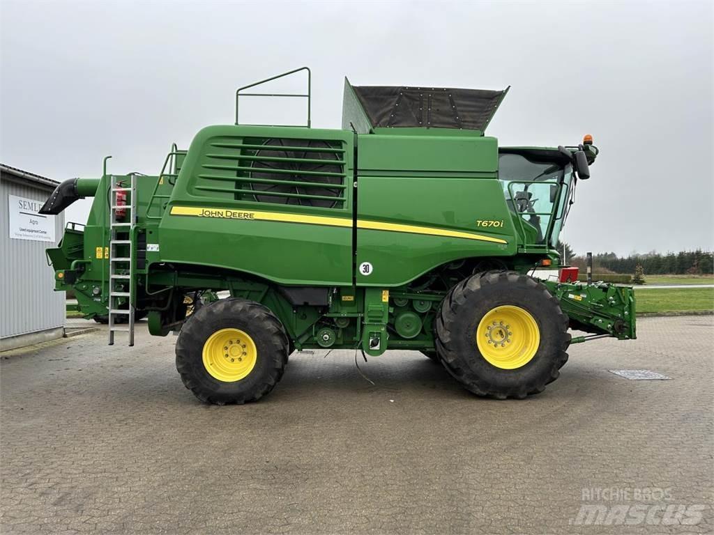 John Deere T670 Θεριζοαλωνιστικές μηχανές