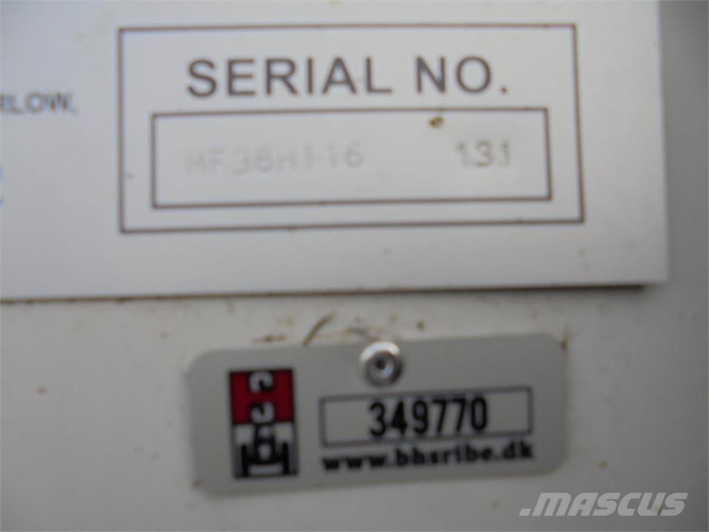 Keenan MF380 Βαγόνια χορτονομής