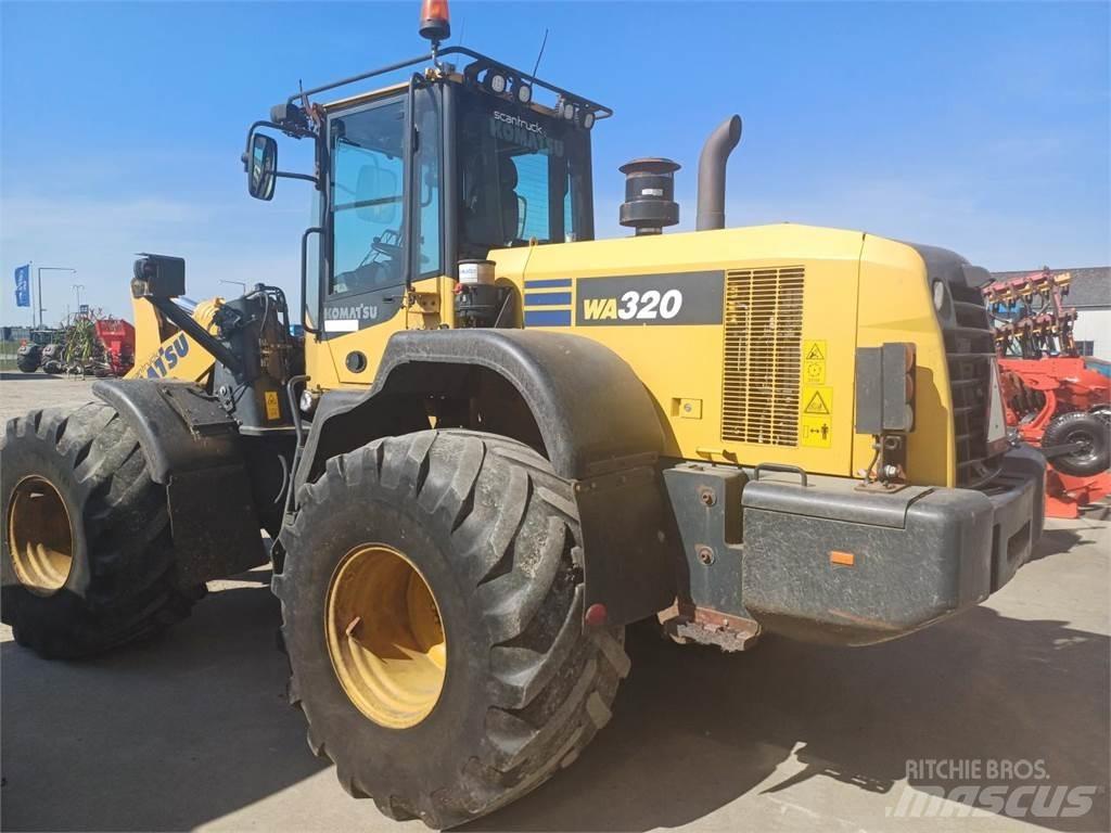 Komatsu W320 Φορτωτές με λάστιχα (Τροχοφόροι)