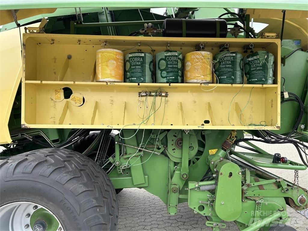 Krone 12130 Πρέσες τετράγωνων δεμάτων
