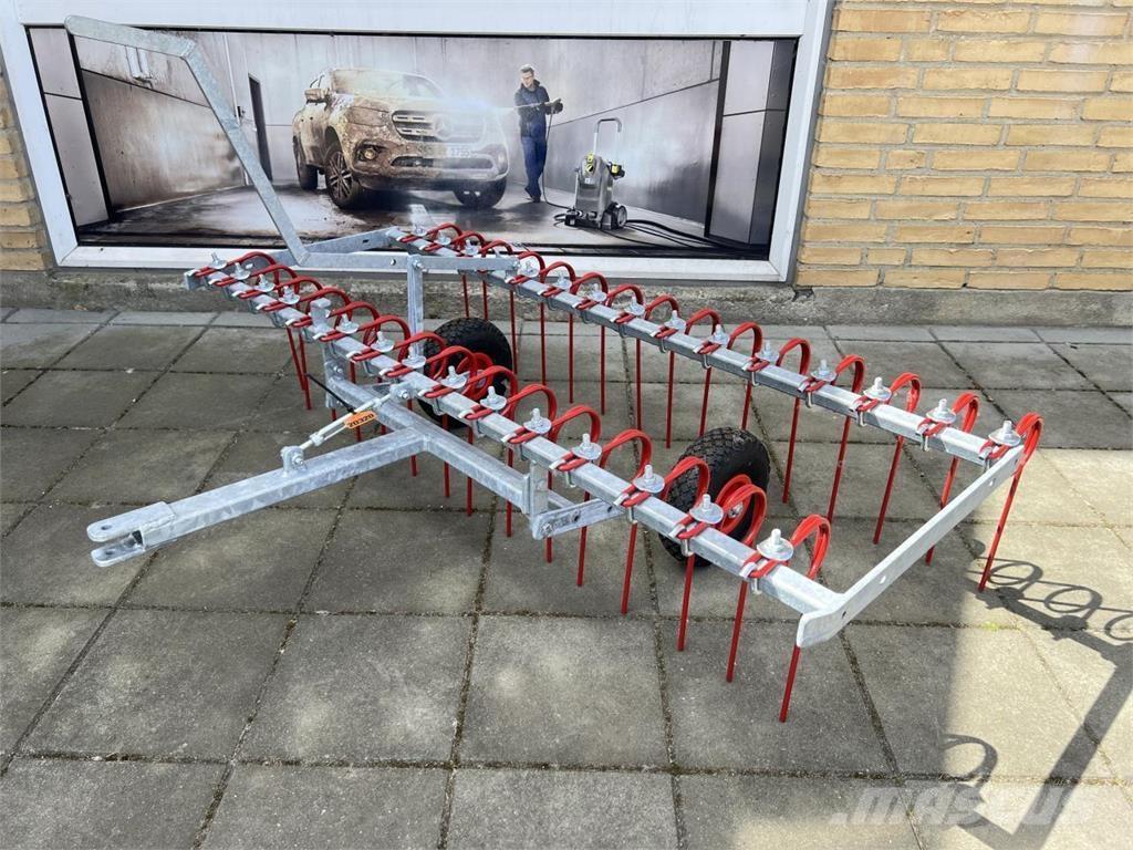 KT 112 Τσουγκράνες και χορτοξηραντικές μηχανές