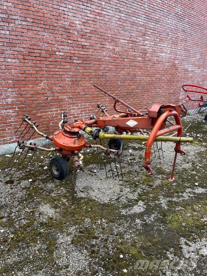 Kuhn GSR 25 N Τσουγκράνες και χορτοξηραντικές μηχανές