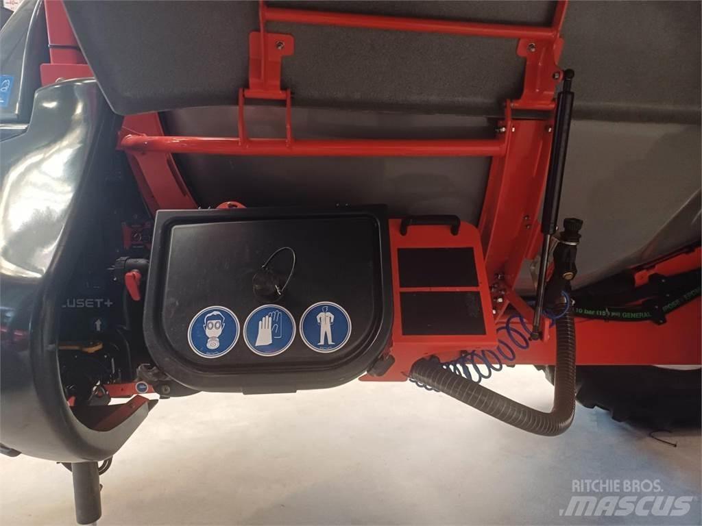 Kuhn METRIS 4102 Ρυμουλκούμενα ψεκαστικά