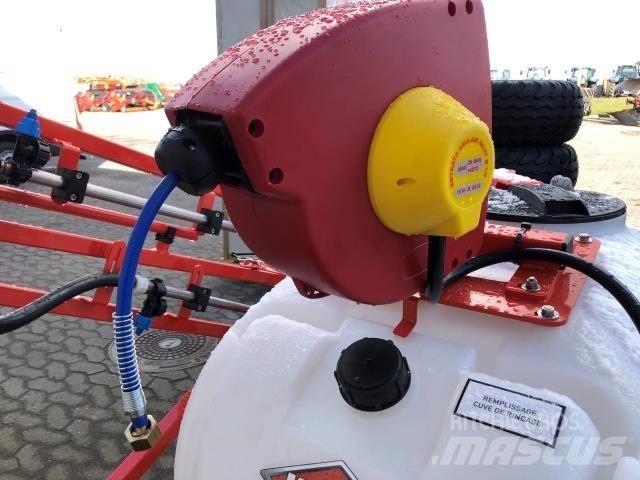 Kuhn P300 Άλλα μηχανήματα φροντίδας εδάφους