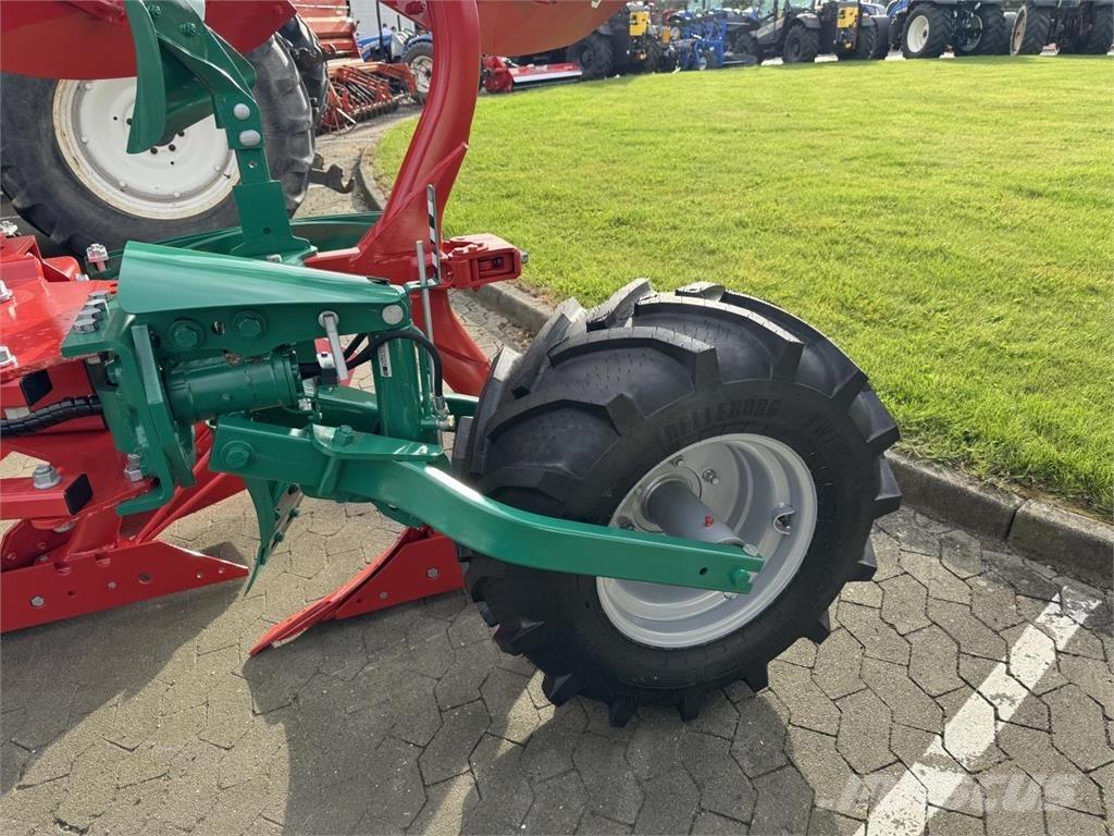 Kverneland 3300S Αναστρεφόμενα άροτρα