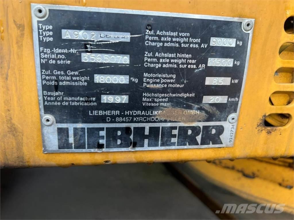 Liebherr 902 Εκσκαφείς με τροχούς - λάστιχα
