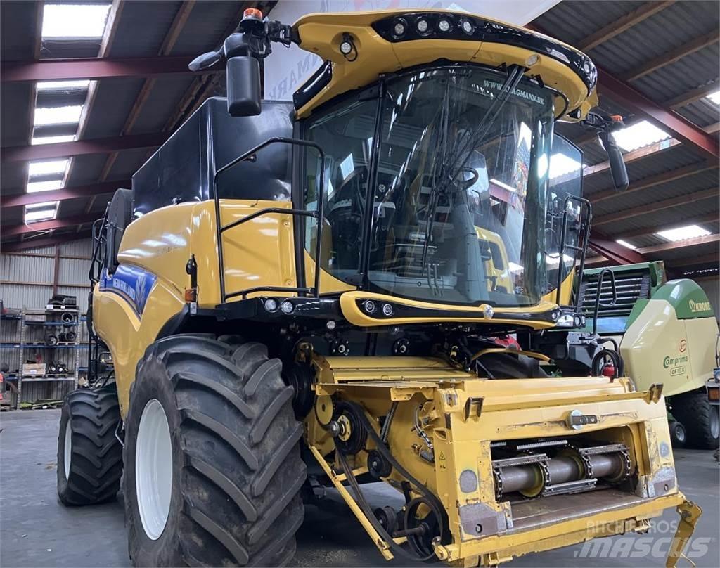 New Holland CR9.80 Θεριζοαλωνιστικές μηχανές