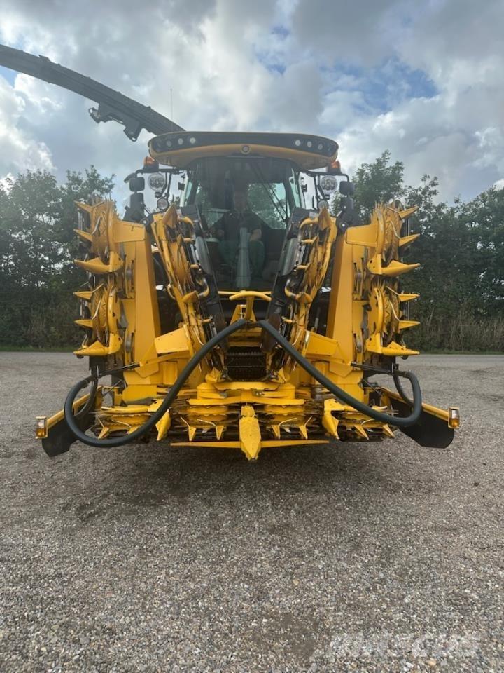 New Holland FR650 Ενσιρωκοπτικές μηχανές