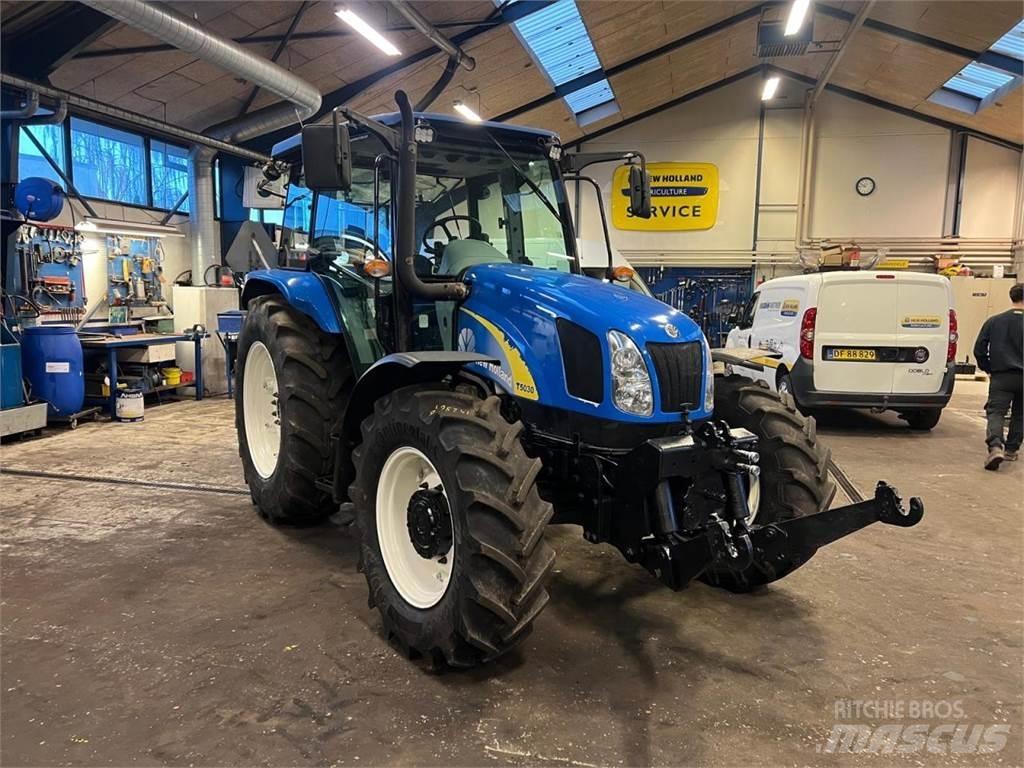 New Holland T5030 Τρακτέρ