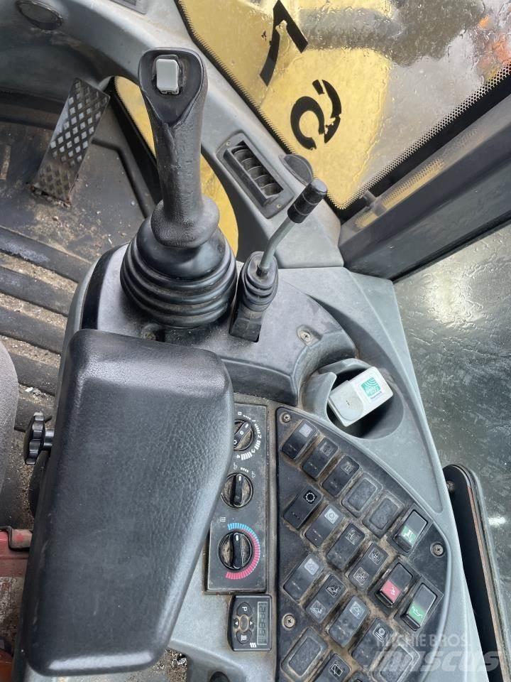 New Holland W190B Φορτωτές με λάστιχα (Τροχοφόροι)