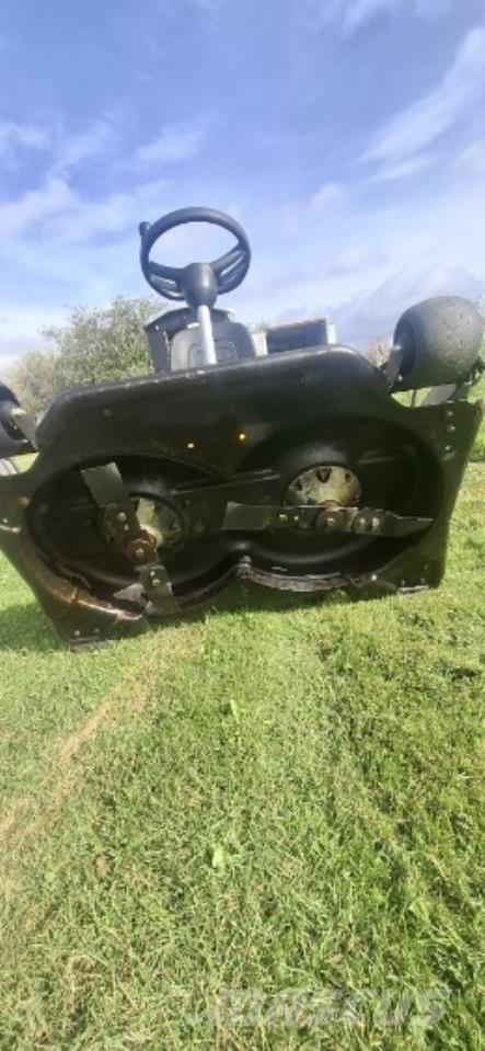 Stiga 320 Τρακτέρ μικρών διαστάσεων