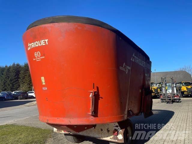 Trioliet 2400 L Βαγόνια χορτονομής
