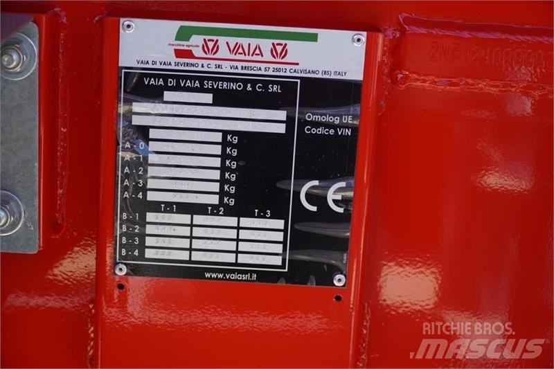  - - -  VAIA n24 Άλλα μηχανήματα φροντίδας εδάφους