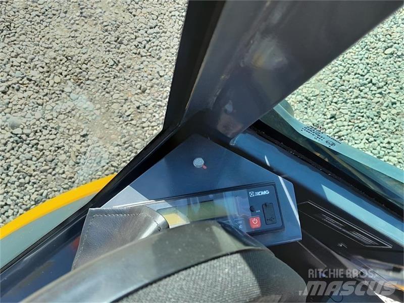 XCMG Xe27e Εκσκαφάκι (διαβολάκι) < 7t