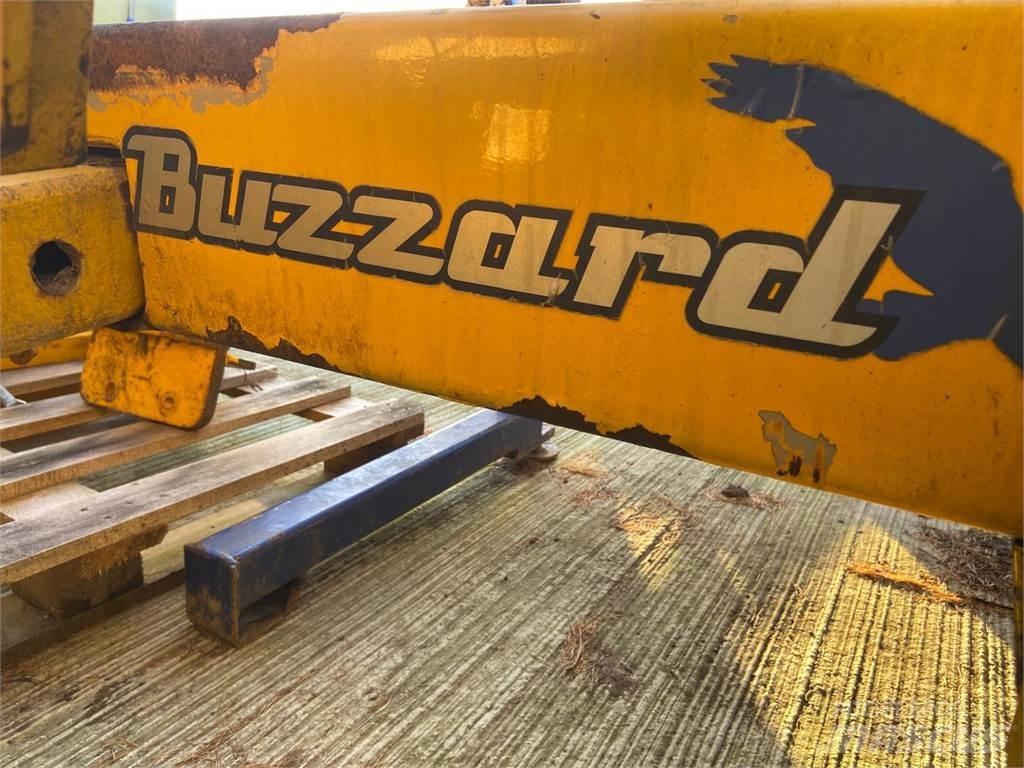Bomford Buzzard Τεμαχιστές, κόπτες και ξετυλιχτές δεμάτων