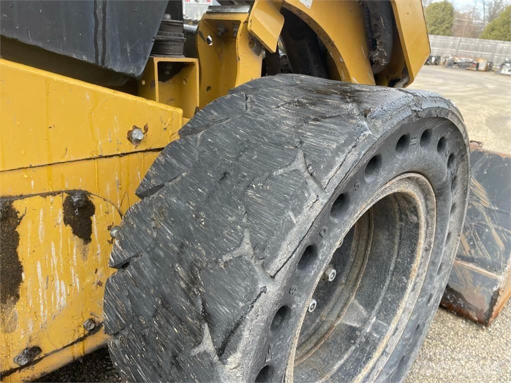 CAT 262D3 Φορτωτάκια