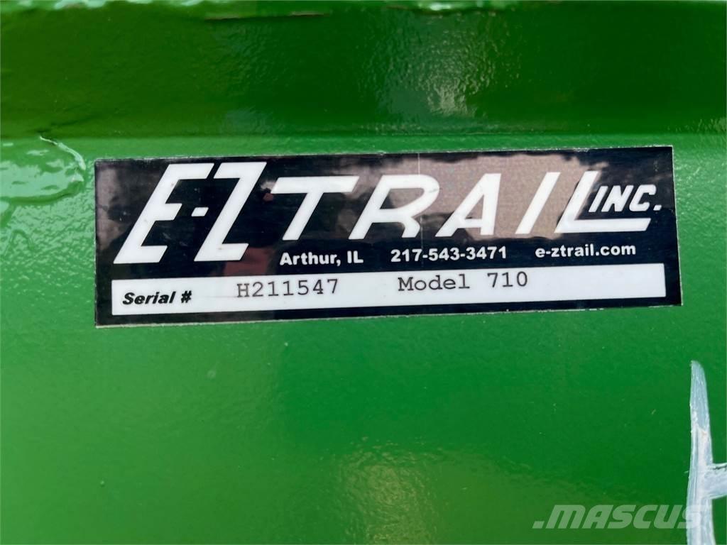 E-Z Trail 710 Ρυμούλκες σπόρων