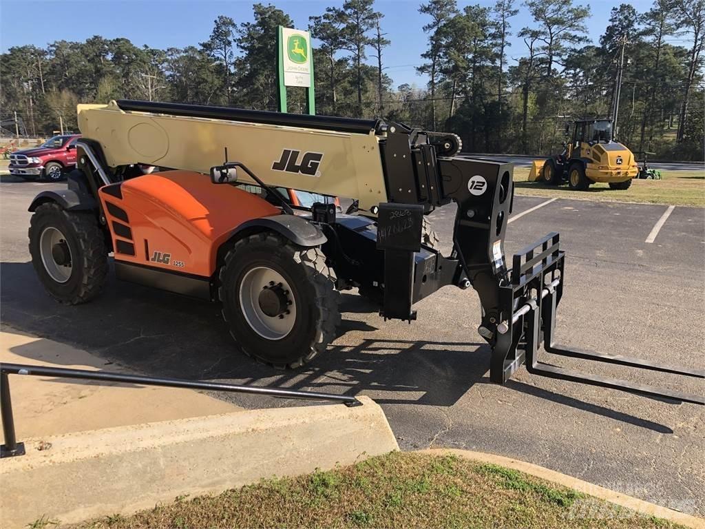 JLG 1255 Τηλεσκοπικοί ανυψωτές