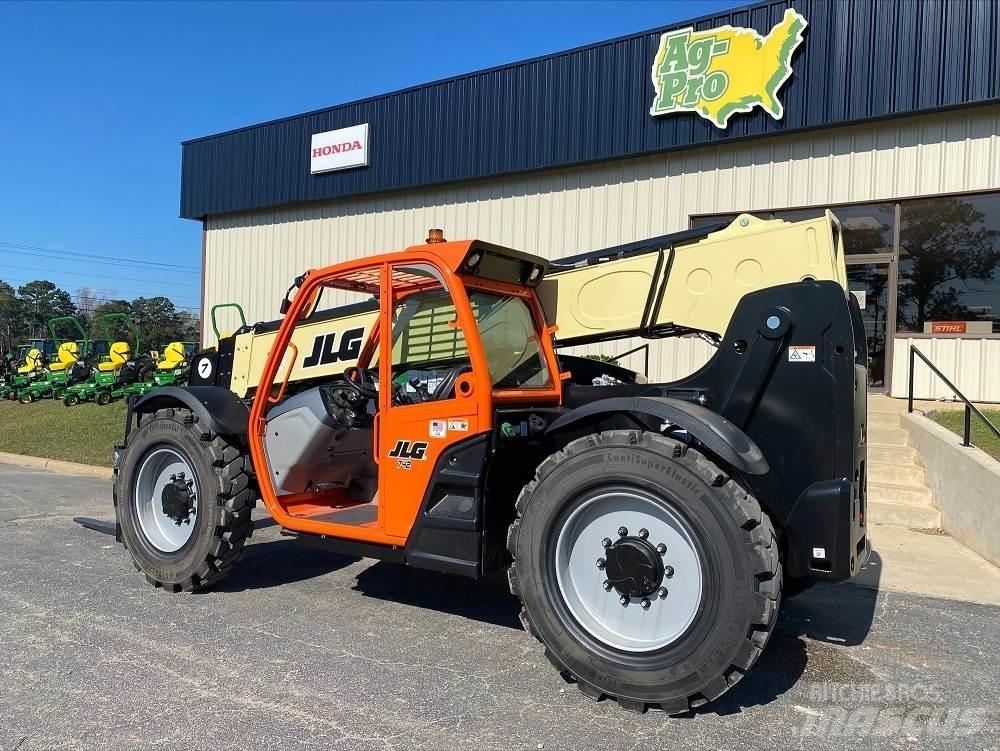 JLG 742 Τηλεσκοπικοί ανυψωτές