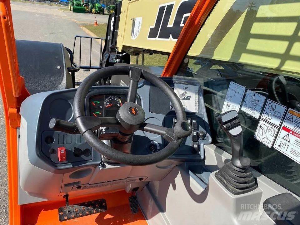 JLG 742 Τηλεσκοπικοί ανυψωτές