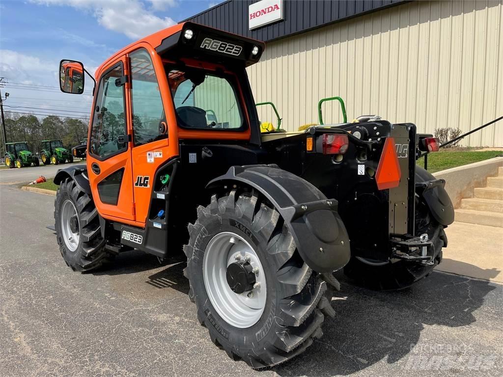 JLG 823 Τηλεσκοπικοί ανυψωτές