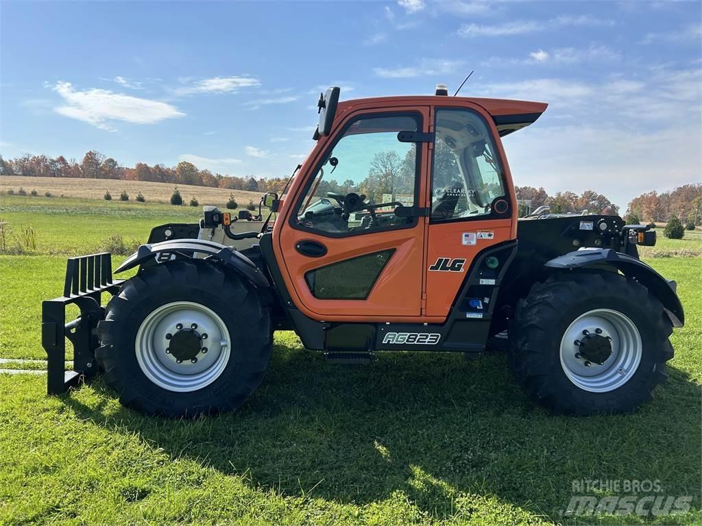 JLG AG823 Τηλεσκοπικοί ανυψωτές