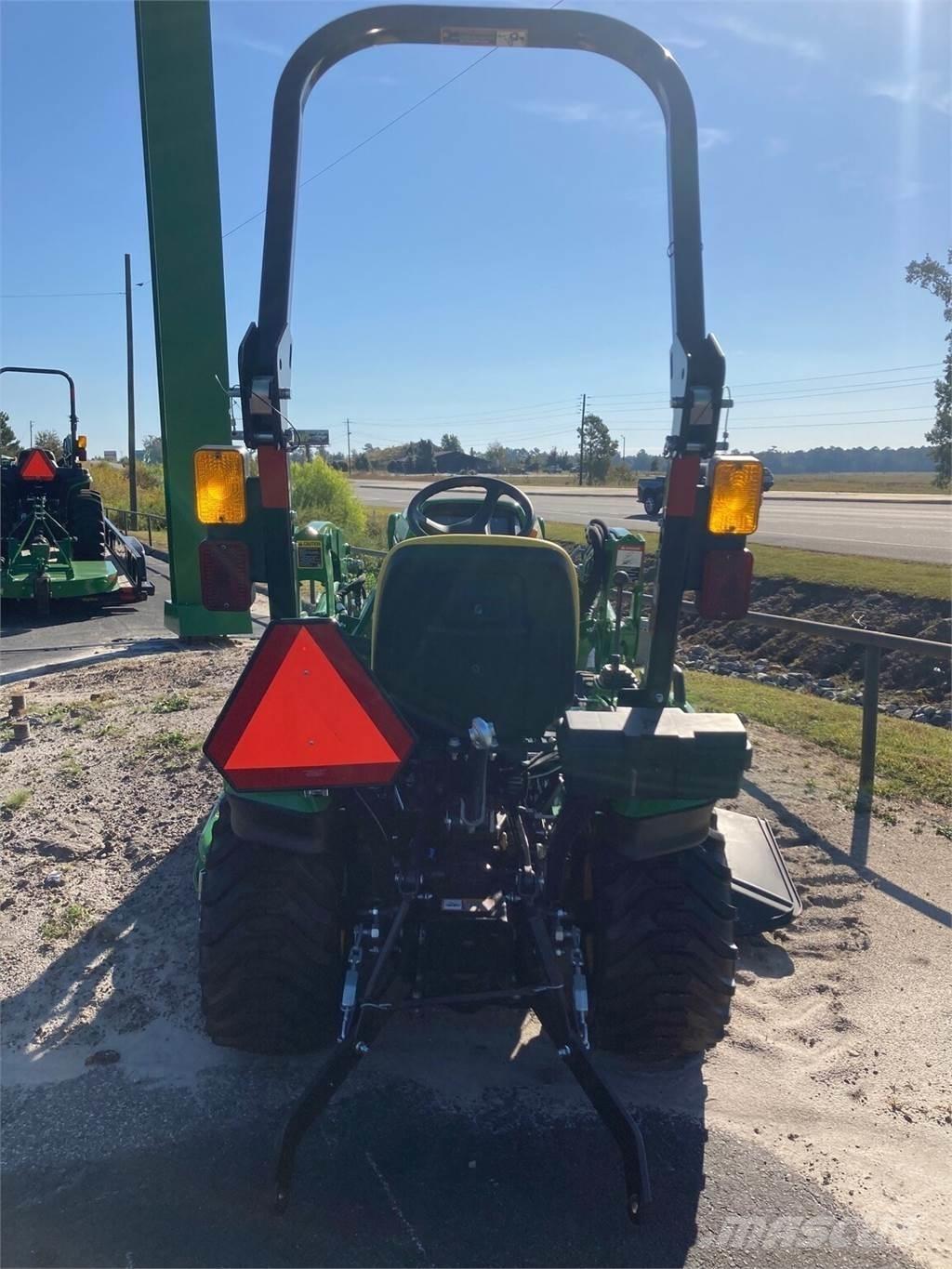 John Deere 1023E Τρακτέρ μικρών διαστάσεων