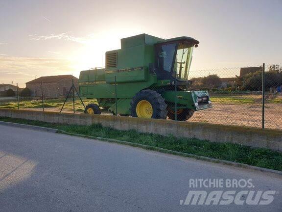 John Deere 1177 Θεριζοαλωνιστικές μηχανές