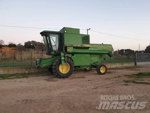 John Deere 1177 Θεριζοαλωνιστικές μηχανές