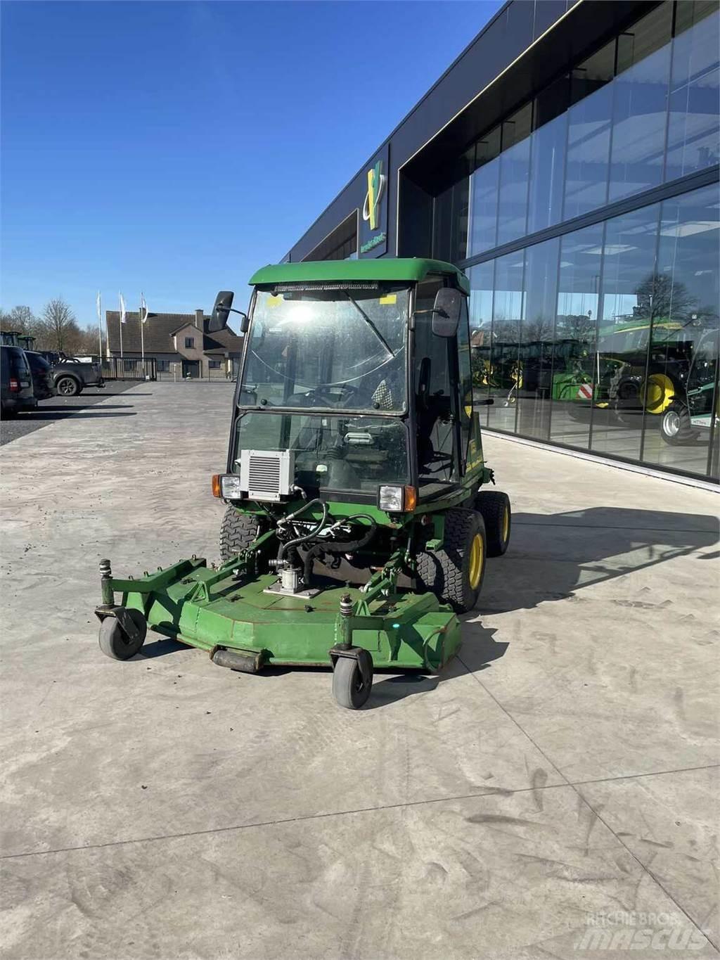 John Deere 1505 Χορτοκοπτικά με καθιστό χειριστή