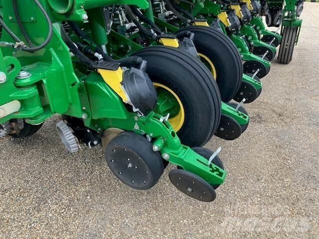 John Deere 1795 Φυτευτικές μηχανές