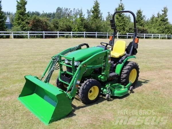 John Deere 2025R Τρακτέρ μικρών διαστάσεων