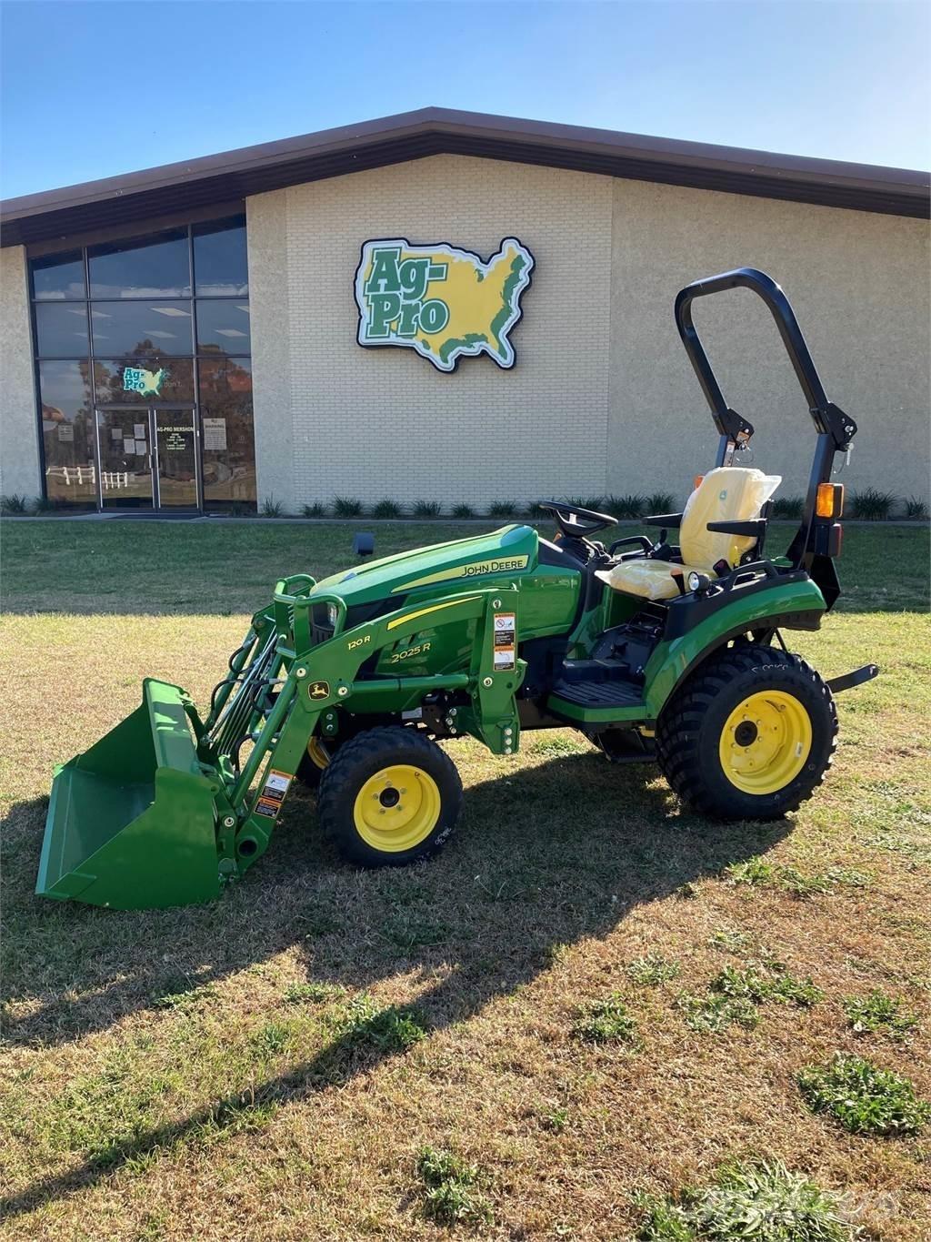 John Deere 2025R Τρακτέρ μικρών διαστάσεων