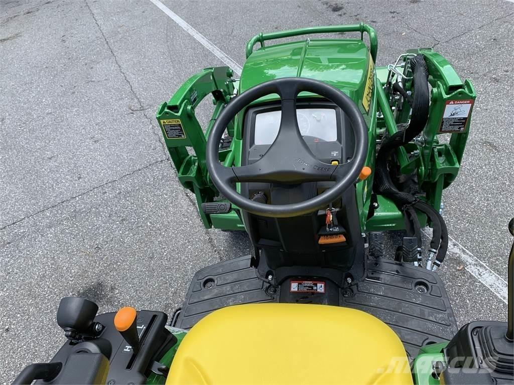 John Deere 2025R Τρακτέρ μικρών διαστάσεων